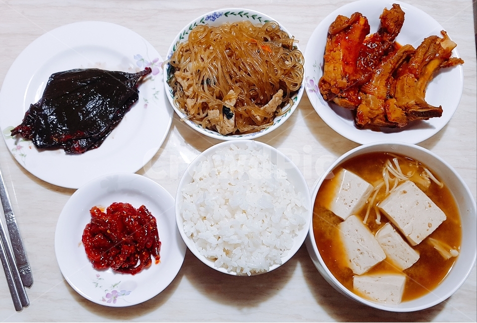 음식,밥상,집밥,밥,아침,점심,저녁,한끼,한식,음식,식재료,요리,food,cook,meal,dishes,food reserves,한식,한국음식,한국요리,korean food,korean dishes,korean meal,korean cook
