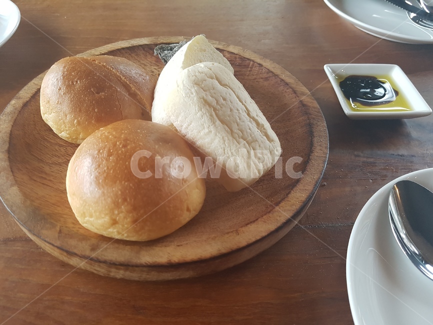 빵,아침,점심,고급,간식,음식,식재료,요리,food,cook,meal,dishes,food reserves,빵,bread,디저트,간식,후식,dessert,snack