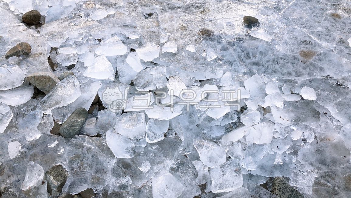 outdoors,chunk of ice,nature,Winter cold wave,ice cubes,ice,broken ice,cold wave ice