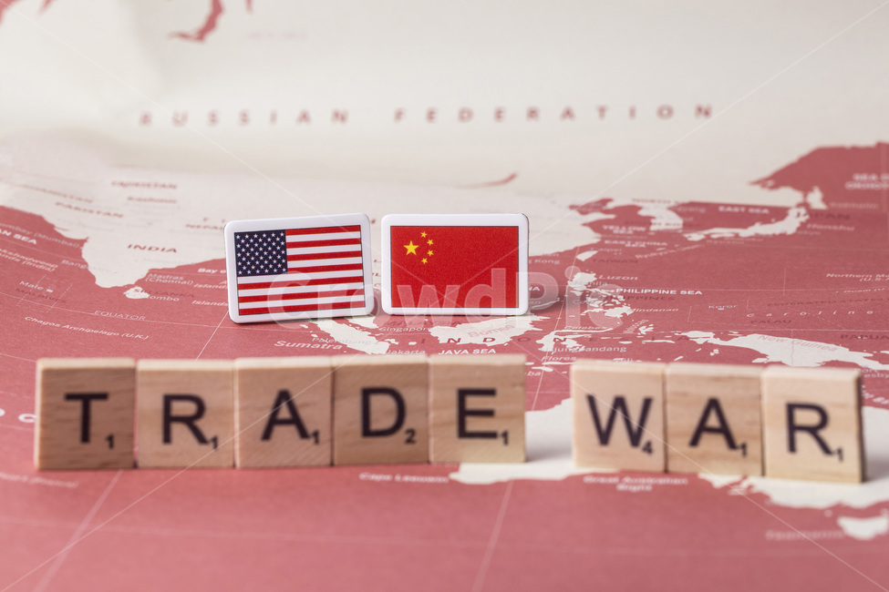 세계지도,미국,중국,무역전쟁,국기,flag,무역,전쟁,trade,지도,국가,문화,민주주의,플래그,지리,애국심,조각,자존심,기호,무역전쟁,세계,미국국기,중국국기,글로벌,경쟁,중국지도,아메리카,차이나,상징,평화,레드,협정,해외,외국,세계,foreign,oversea,world,비즈니스,사업,business,service,work,연출,컨셉,콘셉,direction,concept