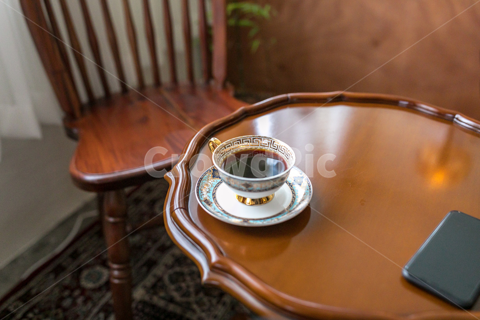 커피,힐링,여유,카페,드립커피,일상,색감,의자,커피잔,커피,카페,coffee,cafe,감성,sensible,feeling