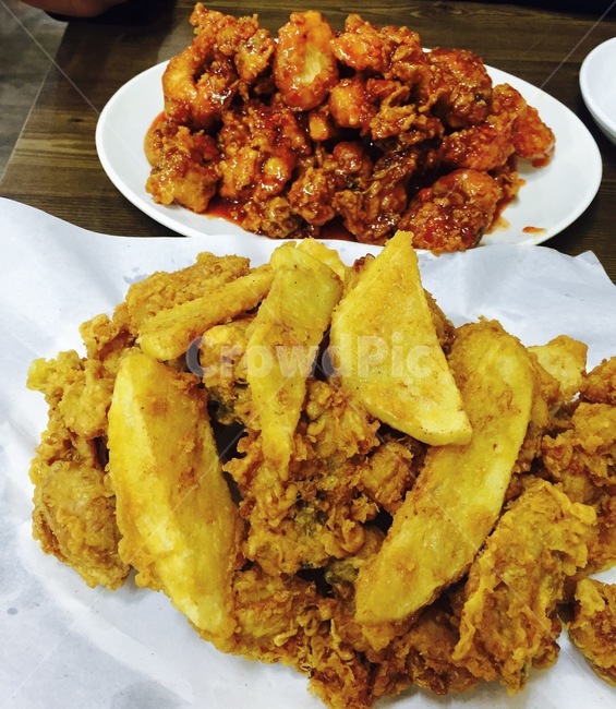 치킨,양념치킨,후라이드,통닭,양념통닭,food,식품,meal,식사,dish,요리,chicken,감자튀김,음식,식재료,요리,food,cook,meal,dishes,food reserves