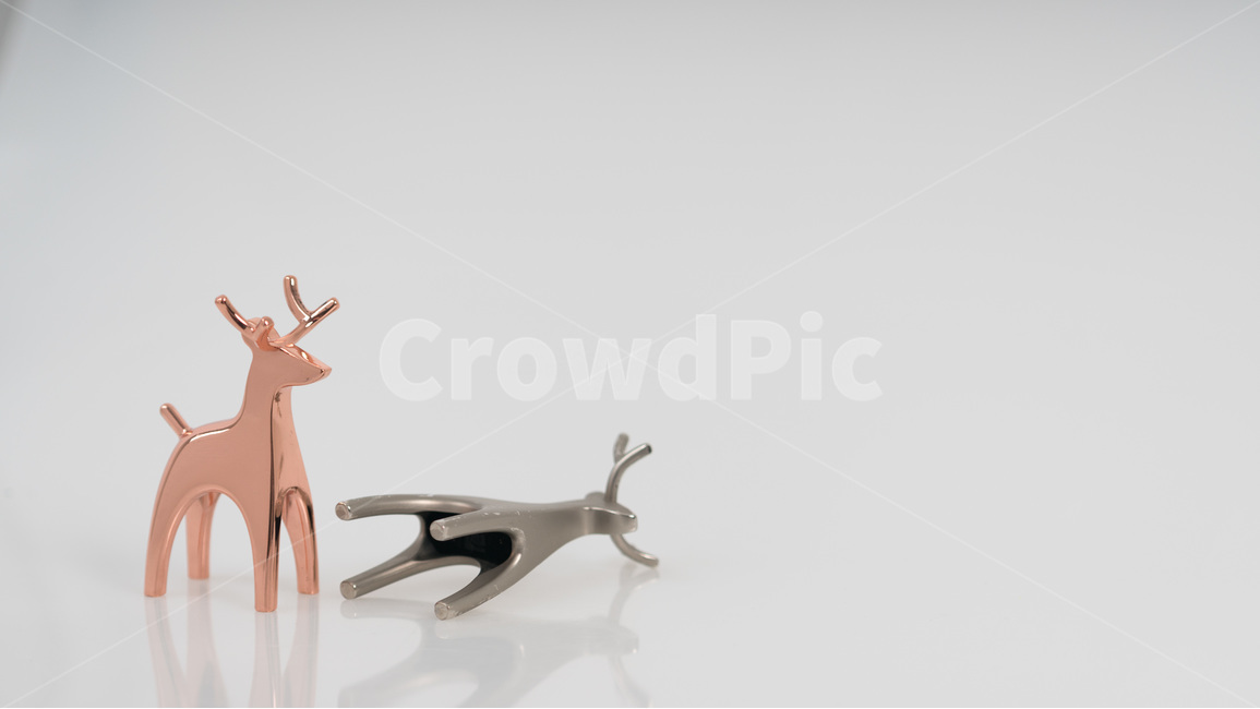 심리학,생활,커플,사슴,동상,골드,실버,함께,사랑,노루,금속,럭셔리,동물,뿔,반사,빤짝,광채,쥬얼리,루돌프,크리스마스,아웃포커싱,보석,귀금속,귀여운,액세서리,장식품,백그라운드,사물,물건,오브젝트,thing,object,matter