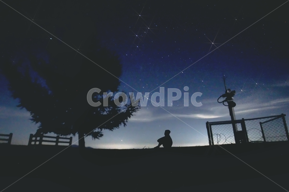 오도산,은하수,별,야경,풍경,색감,자연,풍경,nature,landscape,야경,밤,nightscape,night,사람,인물,인간,human,person,인물실루엣,사람실루엣,character silhouette,human silhouette,여행,휴가,traveling,vacation,trip,감성,sensible,feeling,고독함,외로움,쓸쓸함,우울함,슬픔,lonely,solitary,outdoors,옥외