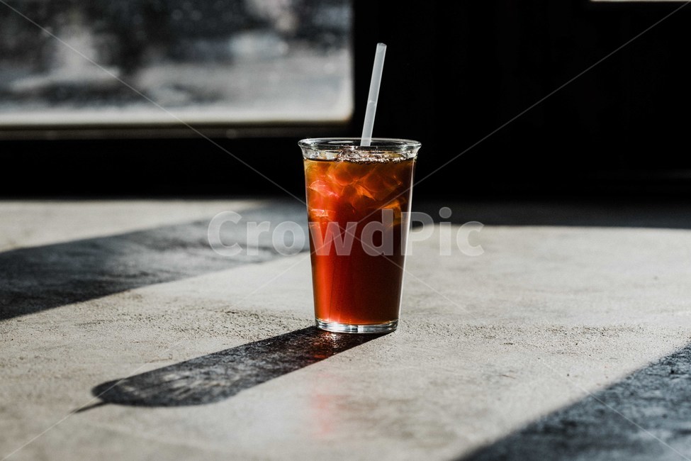 커피,유리,아메리카노,아이스아메리카노,핸드드립,커피,카페,coffee,cafe,감성,sensible,feeling