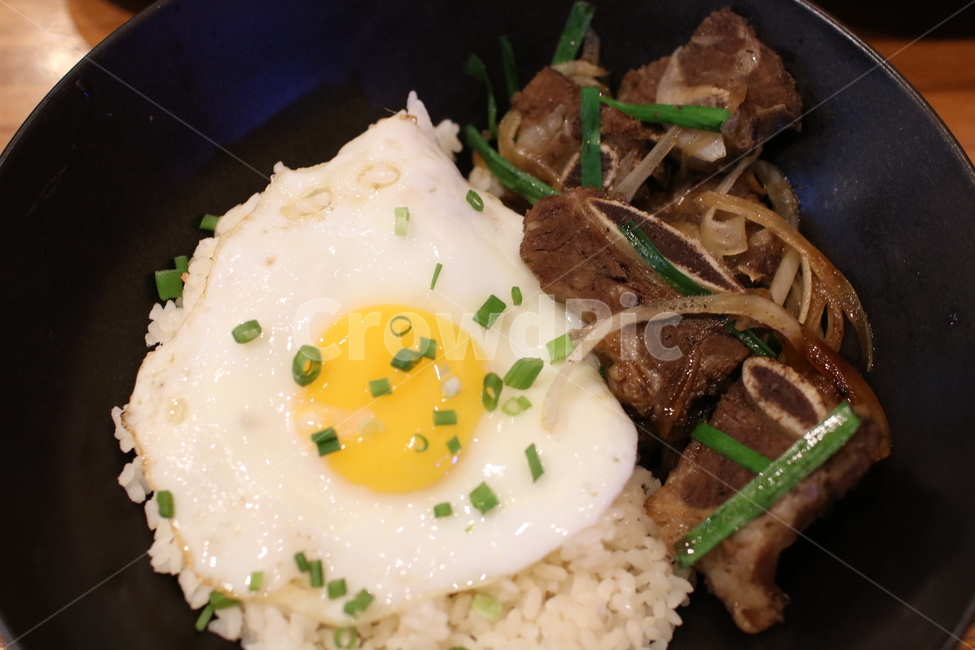 갈비덮밥,달걀프라이,갈비,달걀,rice,음식,동남아음식,태국음식,밥요리,식사,음식,식재료,요리,food,cook,meal,dishes,food reserves