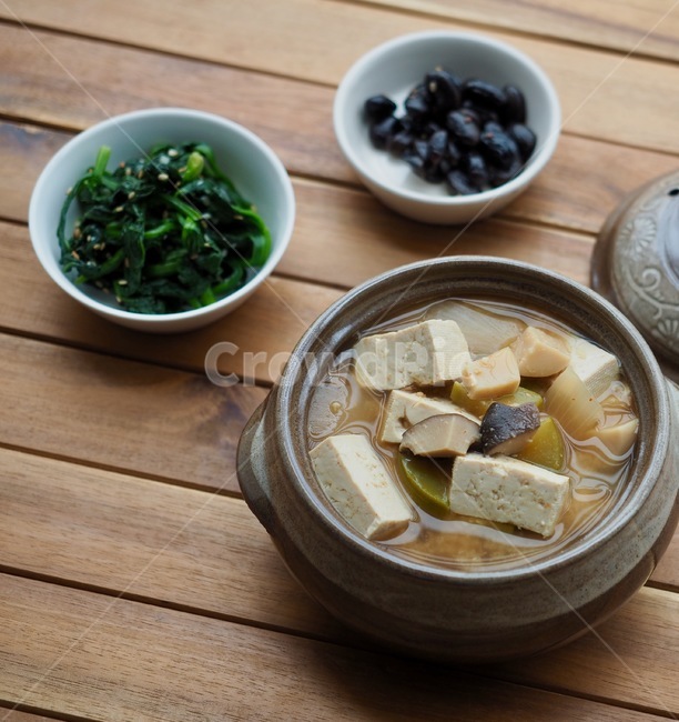 된장찌개,뚝빼기된장찌개,뚝빼기,두부,한국음식,식품,한식,한국문화,한국,배경,음식문화,웰빙,문화,아시아,아시아음식,전통,음식,요리,반찬,뜨거운음식,국물음식,음식,식재료,요리,food,cook,meal,dishes,food reserves,한식,한국음식,한국요리,korean food,korean dishes,korean meal,korean cook