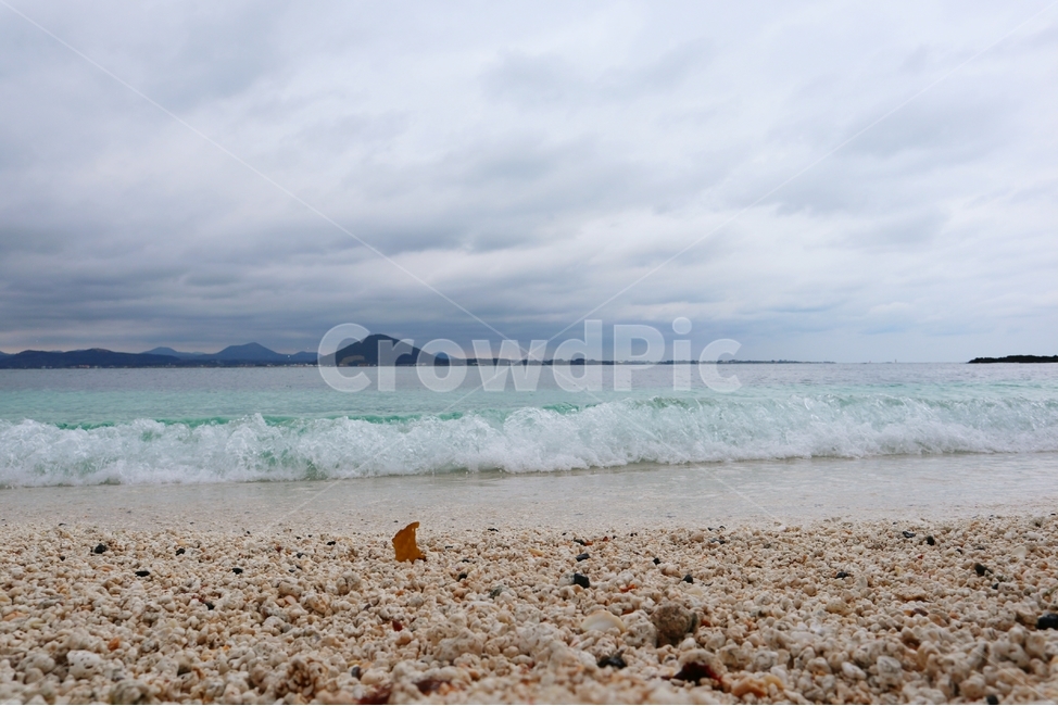 제주도,산호해수욕장,우도,바다,해변,파도,흐림,감성,슬픔,jejuisland,서빈백사,beach,sea,udoisland,wave,사색,feeling,sensible,jeju,자연,풍경,nature,landscape,해변,바다,beach,sea,ground,바닥