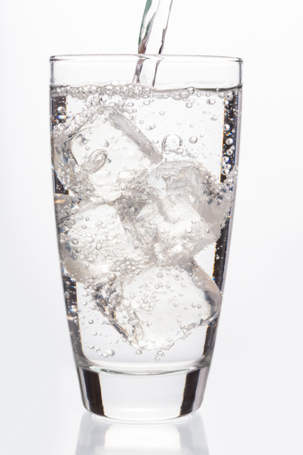 얼음,얼음물,차가움,시원함,청량함,누끼컷,cool,ice,water,음료수,drink,beverage,누끼,remove background