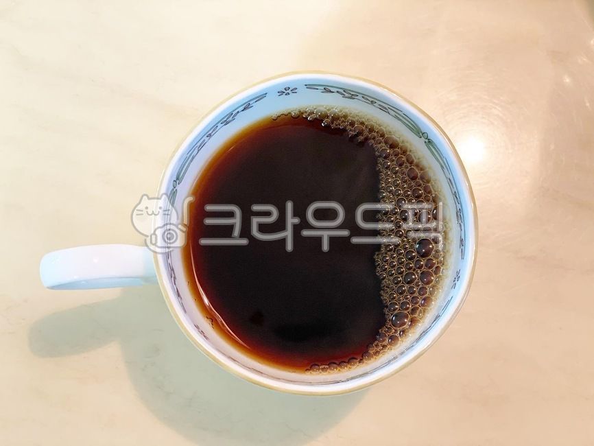 커피,아메리카노,coffee,americano,따뜻한아메리카노