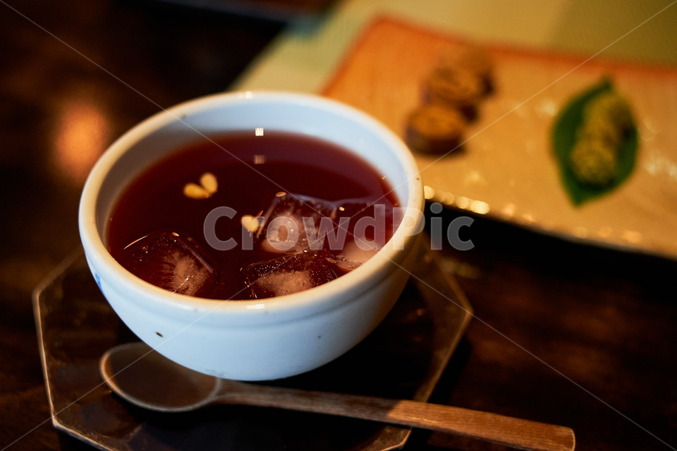 차,여름,음료,한잔,휴식,tea,summer,drink,분위기,찻집,오미자,여유,한식,한국음식,한국요리,korean food,korean dishes,korean meal,korean cook,음료수,drink,beverage