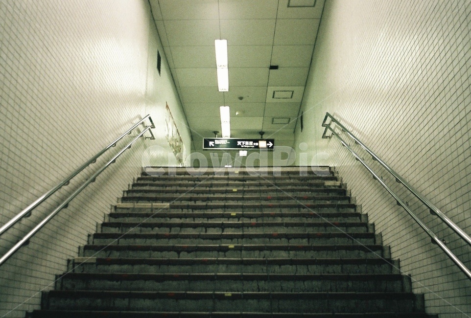 지하철,지하철역,계단,일본,일본계단,일본지하철계단