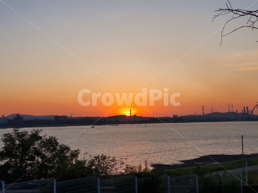 일몰,노을,붉은하늘,황혼,하늘,sky,redsky,햇빛,sunlight