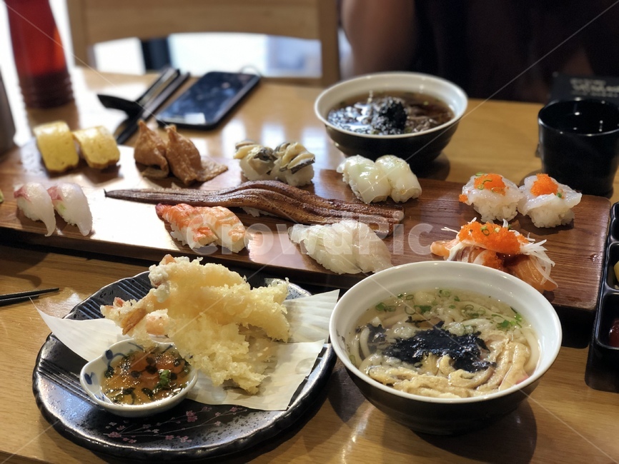 일식,초밥,튀김,일본음식,우동,음식,식재료,요리,food,cook,meal,dishes,food reserves,일식,일본음식,일본요리,Japanese food,Japanese dishes,Japanese meal,Japanese cook