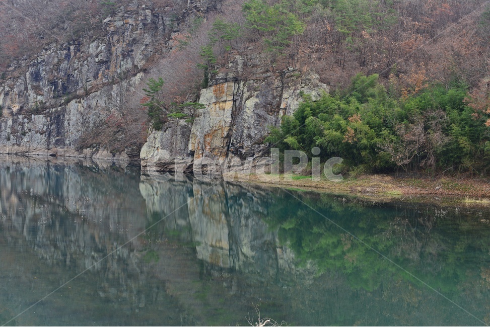전남,화순,적벽,물염적벽,반영,water,물,cliff,낭떠러지,nature,자연,outdoors,옥외,mountain,scenery,경치,경관,풍경,자연,풍경,nature,landscape