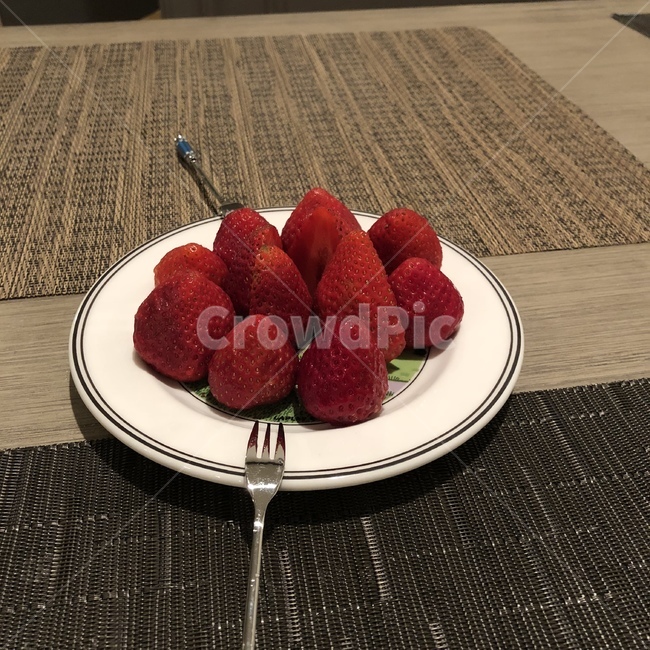 딸기,간식,strawberry,브런치,건강식,과일,열매,fruit