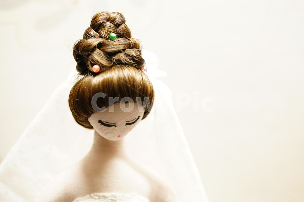 인형,여인,여자,여성,소품,작품,doll,표정,미소,드레스인형,얼굴,접사,만들기,제작,솜씨,손재주,핸드메이드,느낌,감성,감성사진,예술,art,사물,물건,오브젝트,thing,object,matter