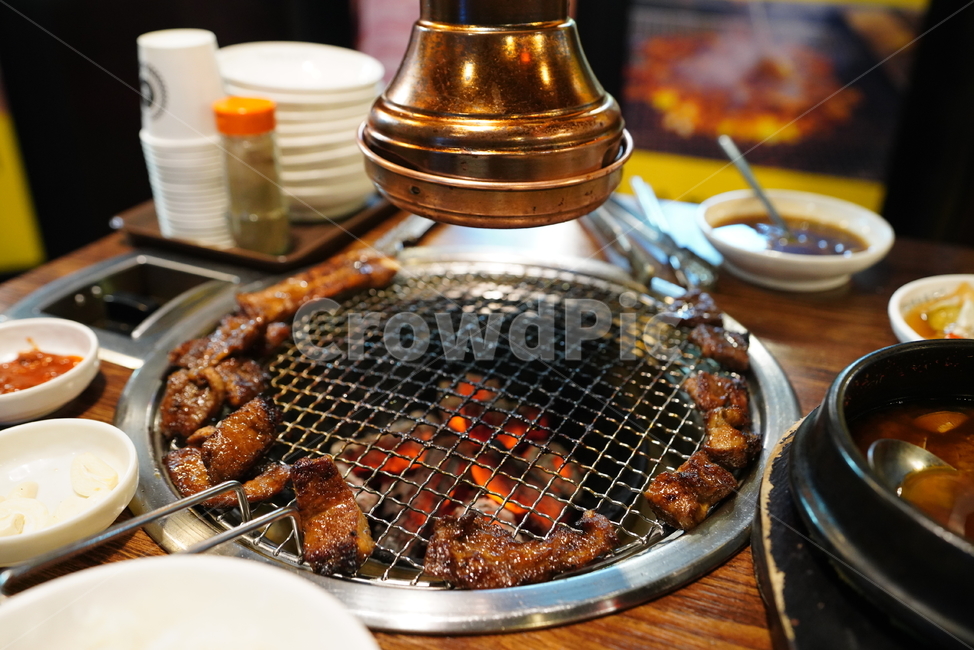 갈비,돼지,구이,안주,한식,음식,먹거리,고기,육류,육식,식사,음식,식재료,요리,food,cook,meal,dishes,food reserves,육류,고기,meat