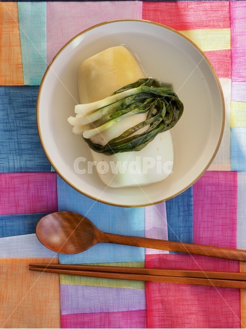 동치미,물김치,한국,한국음식,아시아음식,김치,요리,음식,배경,웰빙,전통음식,waterkimchi,korea,koreanfood,asianfood,kimchi,cooking,food,background,wellbeing,traditionalfood,radish,wave,무,파,음식,식재료,요리,food,cook,meal,dishes,food reserves,채소,야채,vegetables,한식,한국음식,한국요리,korean food,korean dishes,korean meal,korean cook