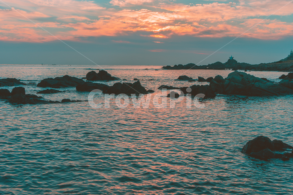 구름,하늘,일출,바다,풍경,부산,용궁사,landscape,sunrise,sea,색감,자연,풍경,nature,landscape,감성,sensible,feeling,색깔,색상,색채,색감,color sense,color sensitivity,feeling of color,land,땅,outdoors,옥외,ocean,대양,water,물,shoreline,해안선