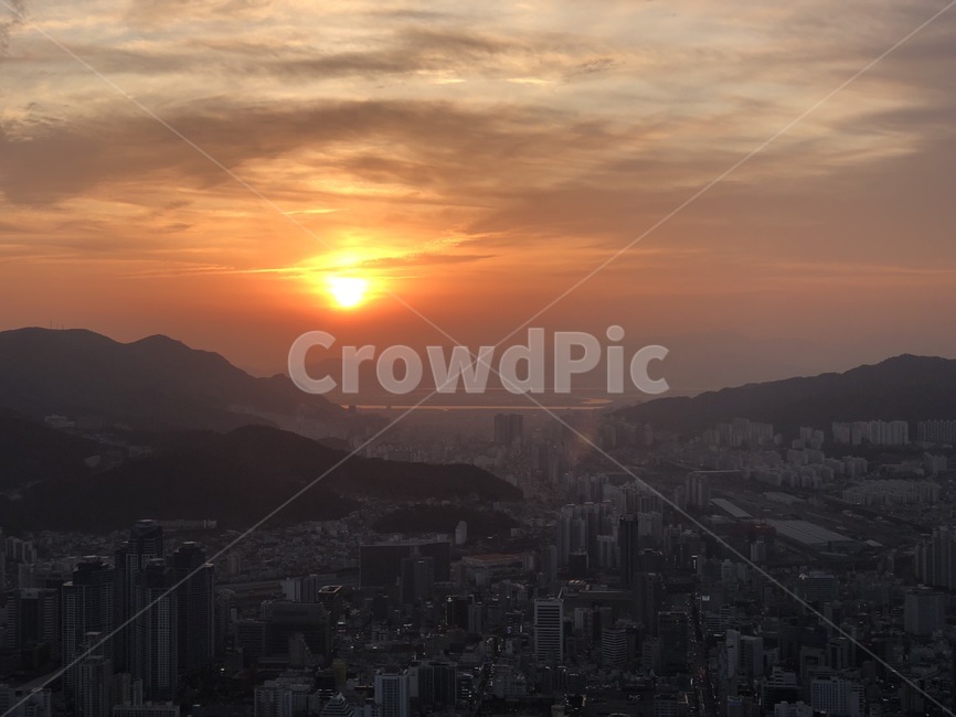일몰,부산일몰,해지는노을,노을,예쁜노을,도시,풍경,city,landscape,한국도시풍경,한국도시경관,korea cityscape,nature,자연,outdoors,옥외,scenery,경치,dawn,새벽,sunset,dusk,황혼,red sky,붉은 하늘,sky,하늘