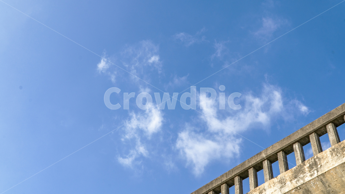 다리,구름,하늘,자연,흰구름,blue,bridge,white,cloud,architecture,건축물,building,건물,옥외,outdoors