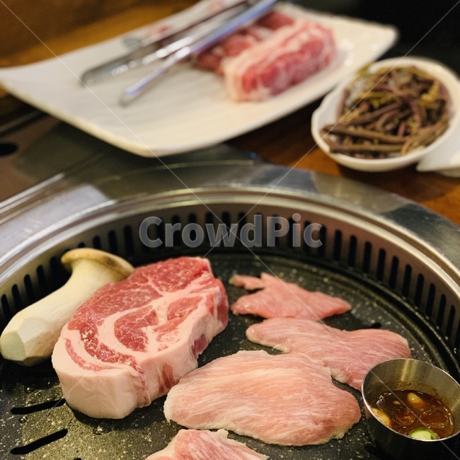 포크,fork,고기,돼지고기,소고기,회식,버섯,dish,요리,food,음식,meal,식사,meat,맛집
