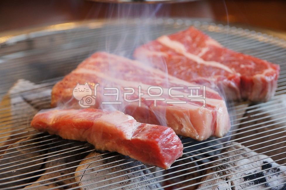 meat smoke,Pork Beef,meat,food