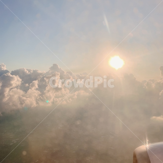 비행,구름,노을,태양,푸른하늘,지구,비행기,outdoors,옥외,landscape,경치,nature,자연,panoramic,파노라마,scenery,풍경,horizon,수평선,sky,하늘,cloud,plane,airplane,weather,날씨,flare,플레어,light,빛,천지창조,신비,몽환