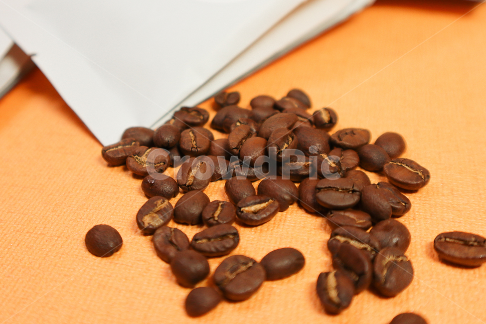 커피,원두,원두콩,로스팅,카페,쌉쌀한,고소한,구수한,커피,카페,coffee,cafe