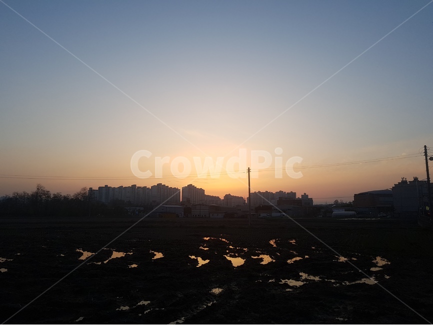 노을,자연,해질녘,sunset,landscape,nature,도시,풍경,city,landscape,한국도시풍경,한국도시경관,korea cityscape,outdoors,옥외,dawn,새벽,red sky,붉은 하늘,dusk,황혼,일몰,sky,하늘