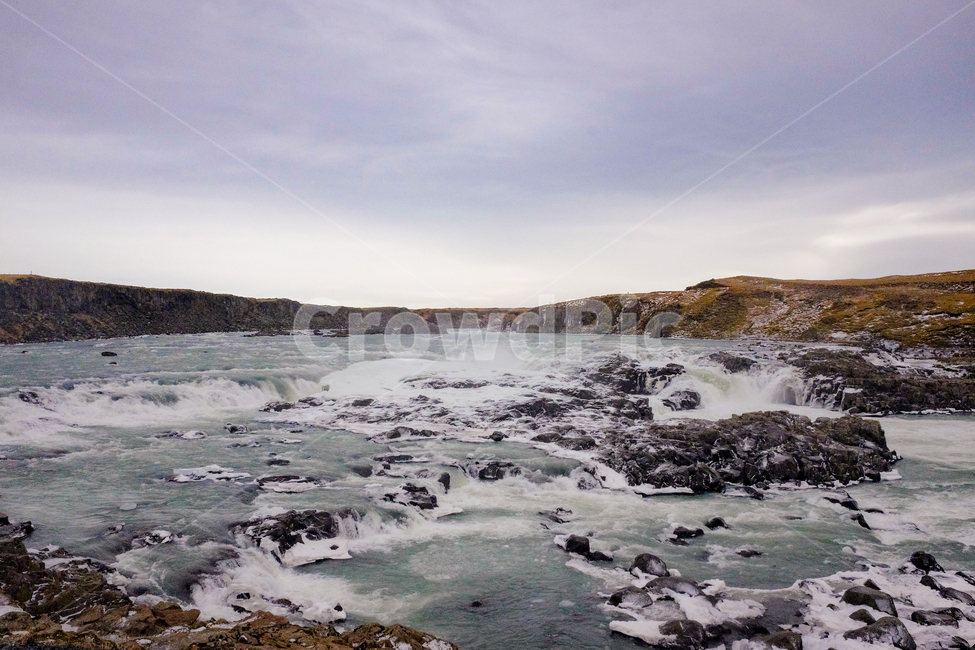 iceland,아이슬란드,아이슬란드폭포,icelandfalls,아이슬란드폭포,셀자란즈포스,seljalandsfoss,겨울,겨울풍경,폭포,하늘,푸른,물,water,sky,배경,풍경,자연,풍경,nature,landscape,해외,외국,세계,foreign,oversea,world,세계자연풍경,해외자연풍경,외국자연풍경,world nature landscape