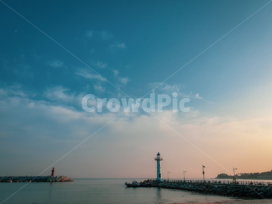 등대,하늘,바다,해변,나사리,부산,기장,감성,water,물,waterfront,워터 프론트,pier,교각,port,포트
