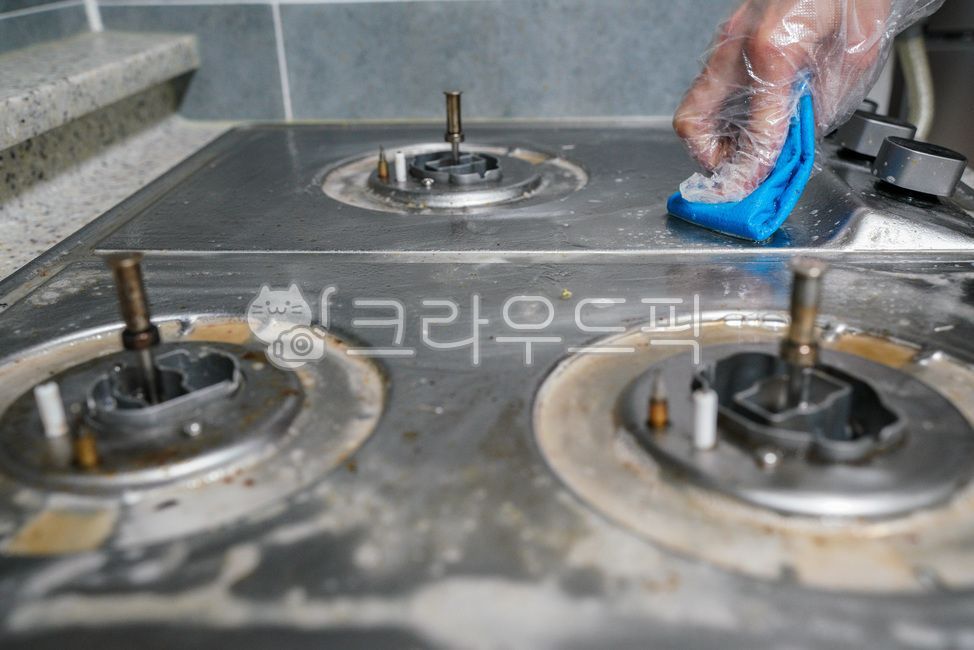 cleaning,Cleanliness,When old,mold,kitchen cleaning,Division of housework,livelihood,Kitchen cleaning,Stove,hygiene,Gas stove cleaning,kitchen,lyrics,housework,housewife,Gas range