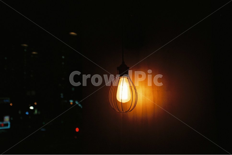 lamp,램프,light,빛,조명,감성카페,노란조명