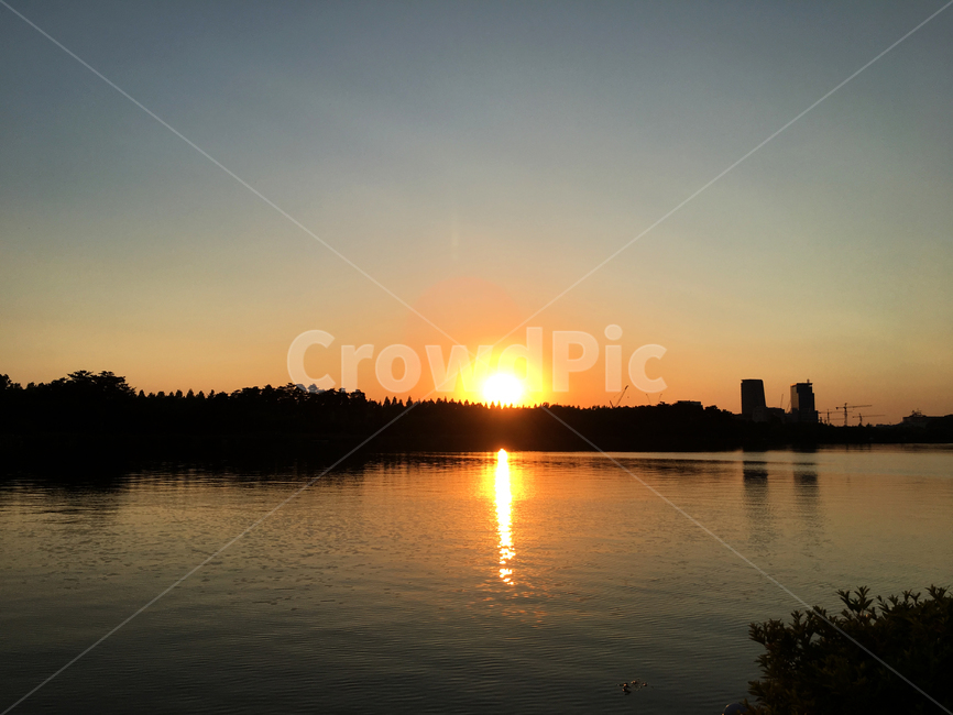 일산호수공원,호수,풍경,lake,해질녘,park,자연,풍경,nature,landscape,outdoors,옥외,sunlight,햇빛,dusk,황혼,sunset,일몰,sky,하늘,dawn,새벽,red sky,붉은 하늘