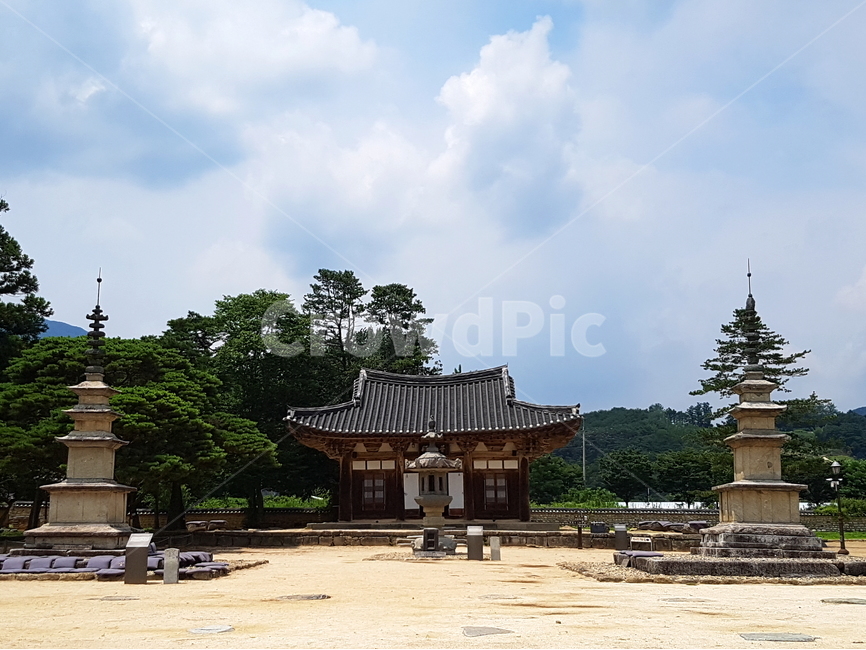 절,사찰,temple,실상사,석탑,한국전통,한국문화,korean traditional,korean culture,종교,신앙,religion,belief,faith