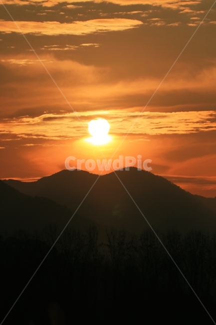 일몰,태양,황금빛,자연,하늘,황혼,dusk,sunlight,햇빛,옥외,redsky,자연,풍경,nature,landscape