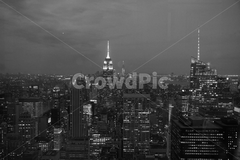 흑백,뉴욕,엠파이어스테이트빌딩,미국,도시,도심,뉴욕도시,야경,밤,풍경,nightscape,night,landscape,도시,city,랜드마크,landmark,tourist attraction,해외,외국,세계,foreign,oversea,world,세계도시풍경,해외도시풍경,외국도시풍경,world cityscape,세계랜드마크,해외랜드마크,외국랜드마크,world landmark,world tourist attraction,흑백,모노톤,monochrome,black and white,spire,첨탑,steeple,뾰족한 탑,building,건물,architecture,건축물,tower,탑,nature,자연,경치,outdoors,옥외,scenery,town,urban,어반,시티,high rise,고층 건물