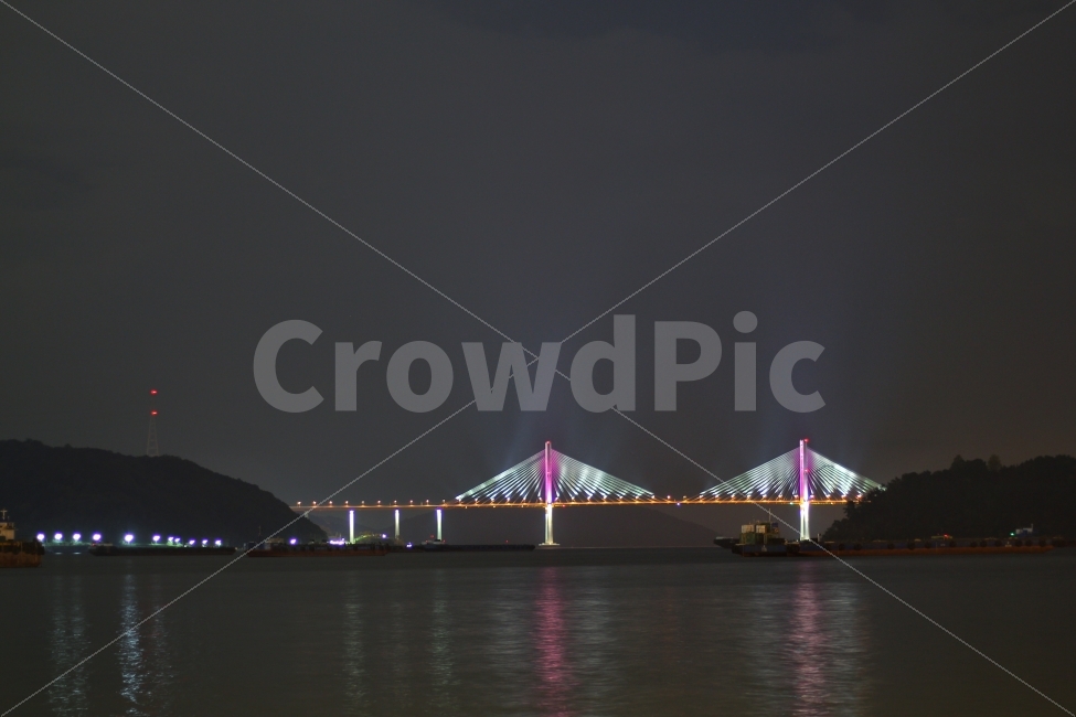 다리,대교,야경,바다,마창대교,야경,밤,풍경,nightscape,night,landscape,building,건물,town,도시,urban,어반,city,시티,metropolis,중심지