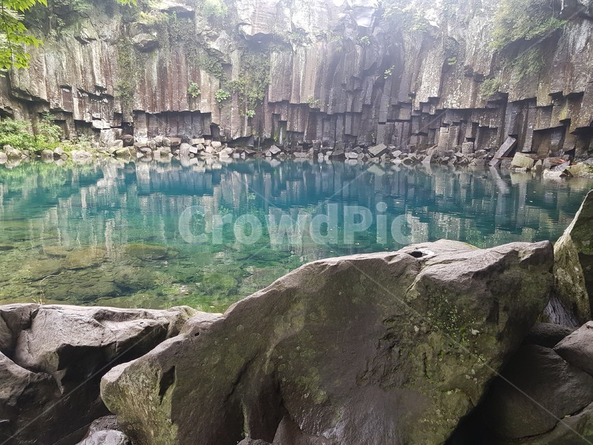 배경,주상절리,호수,거울,판타지,자연,풍경,nature,landscape,제주도,jeju,jeju island,outdoors,옥외,mountain,산
