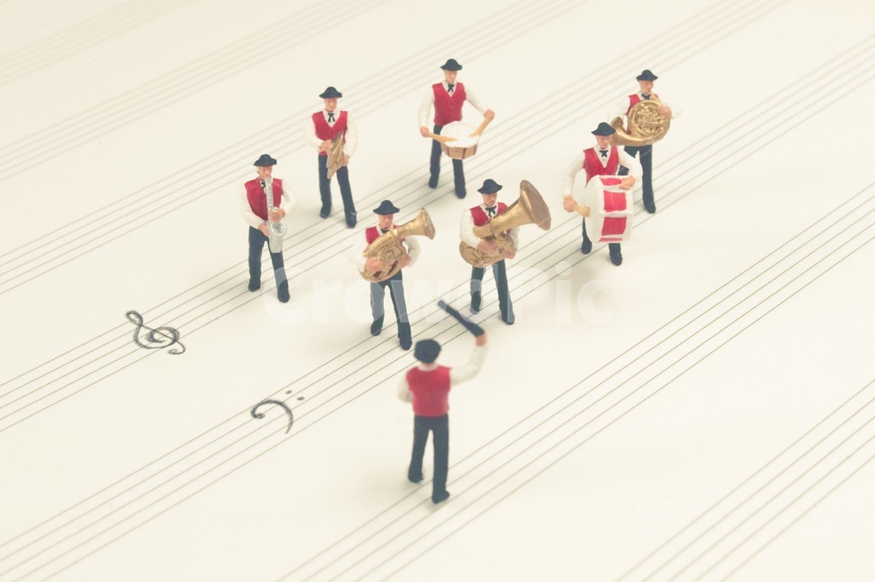 높은음자리표,낮은음자리표,음악대,팡파르,음악,fanfare,music,고적대,행진,퍼레이드,parade,헹사,공연,거리공연,음악노트,오선보,오선지,관악기,앙상블,ensemble