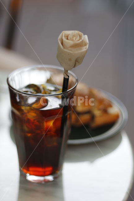 꽃,커피,카페,베이커리,디저트,장미,아메리카노,드립커피,앙버터,빵,맛집,커피,카페,coffee,cafe