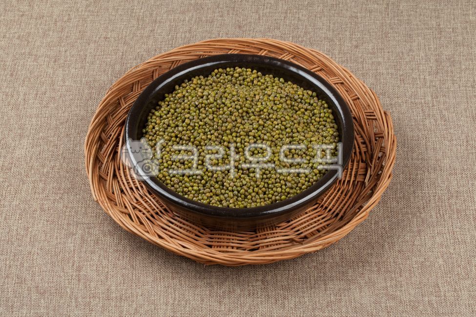 녹두,녹두전,빈대떡,곡식,잡곡,식품,음식,건강,식물,그릇,숟가락,mungbean,pancake,grain,multigrain,foodwind,food,health,healthfood,plant,bowl,spoon