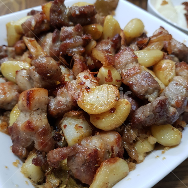 에어후라이어,돼지고기,마늘,삼겹살,맥주안주,음식,식재료,요리,food,cook,meal,dishes,food reserves,육류,고기,meat