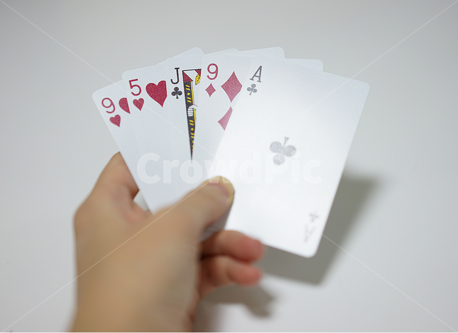 포커,원카드,카드놀이,카드게임,도박,플레잉카드,트럼프카드,playingcard,trumpcard,poker,사람,인물,인간,human,person,신체일부,몸,body,게임,오락,놀이,game,play