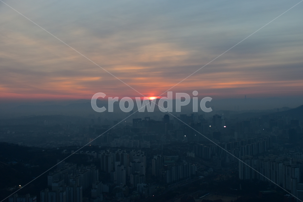 안산,일출,해맞이,해돋이,서울,아침,도시,도심지,풍경,미세먼지,겨울,해,태양,붉은색,도시,풍경,city,landscape