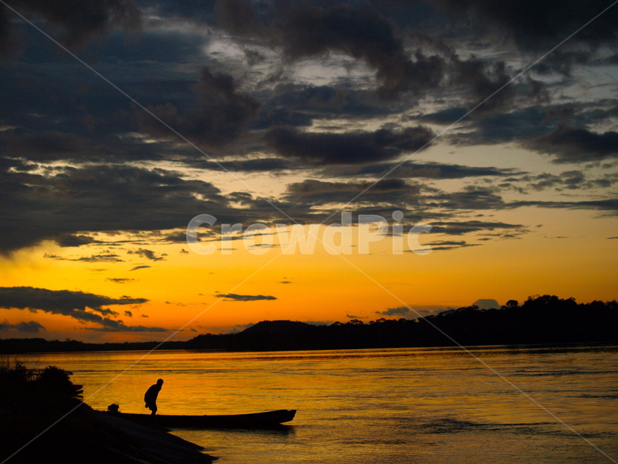저녁,노을,강,어부,sunset,fisherman,풍경,그림자,배경,백그라운드,노랑,하늘,배,카누,기대,절망,소망,외로움,귀가,ppt,기독교,자연,풍경,nature,landscape,사람,인물,인간,human,person,인물실루엣,사람실루엣,character silhouette,human silhouette,outdoors,옥외