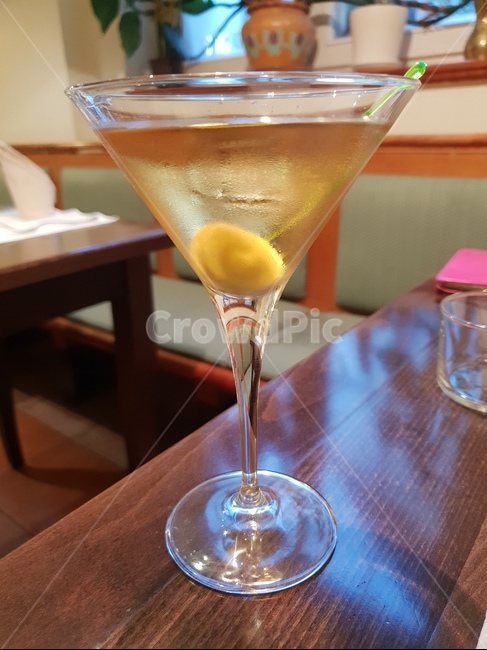 마티니,알콜,술,martini,칵테일,식당,drink,alcohol,잔,glass,술,주류,alcohol