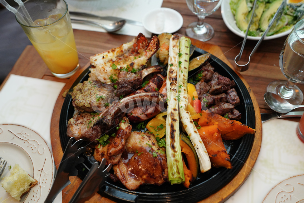 음식,먹방,스테이크,육류,파,고기,외식,식사,안주,소세지,steak,대파,먹거리,푸드,음식,식재료,요리,food,cook,meal,dishes,food reserves,육류,고기,meat,양식,서양음식,서양요리,western food,western dishes,western meal,western cook